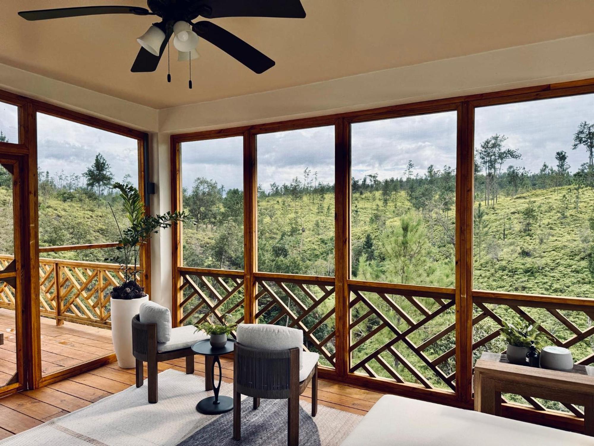 Hidden Valley Wilderness Lodge Blancaneaux Exterior photo